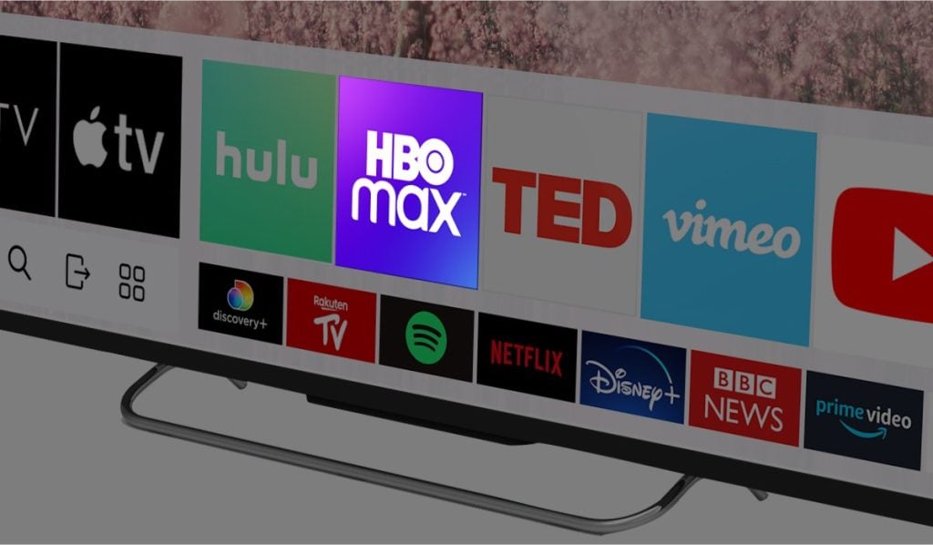 ด้านล่างของทีวีที่มีไอคอนแอพหลายตัว: Apple TV, Hulu, HBO Max, Ted, Vimeo, YouTube